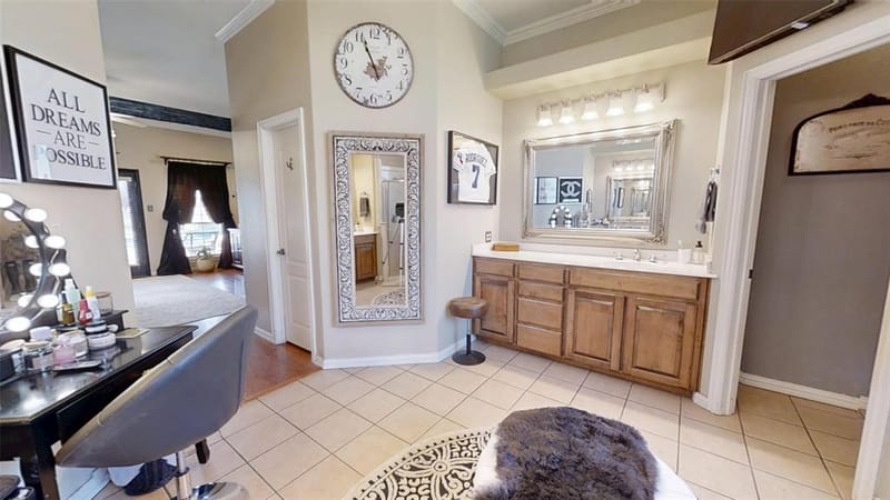 8810 S Hampton Drive, Granbury TX 76049 - Photo 15