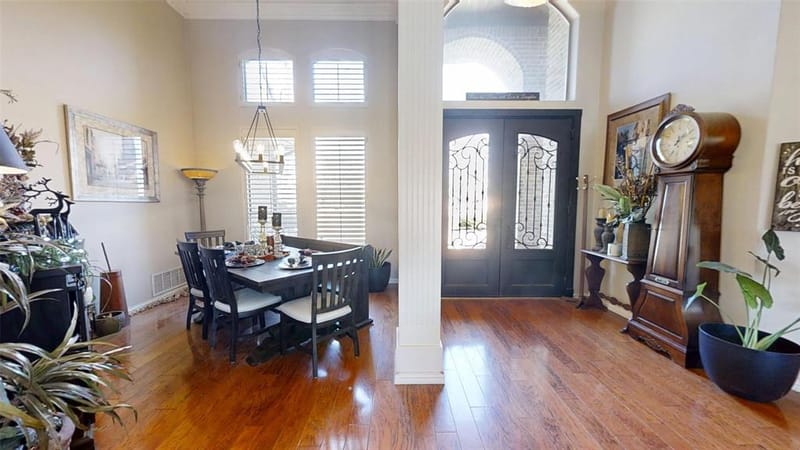 8810 S Hampton Drive, Granbury TX 76049 - Photo 4