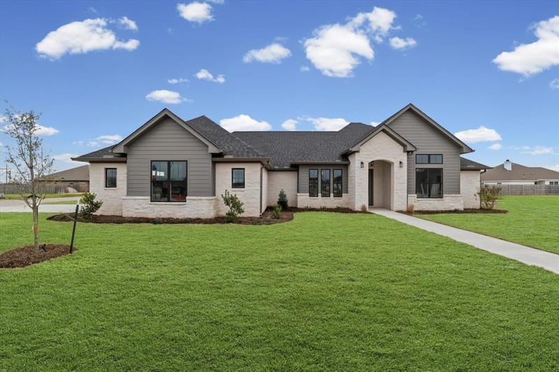 115 Cattail Court, Robinson TX 76706