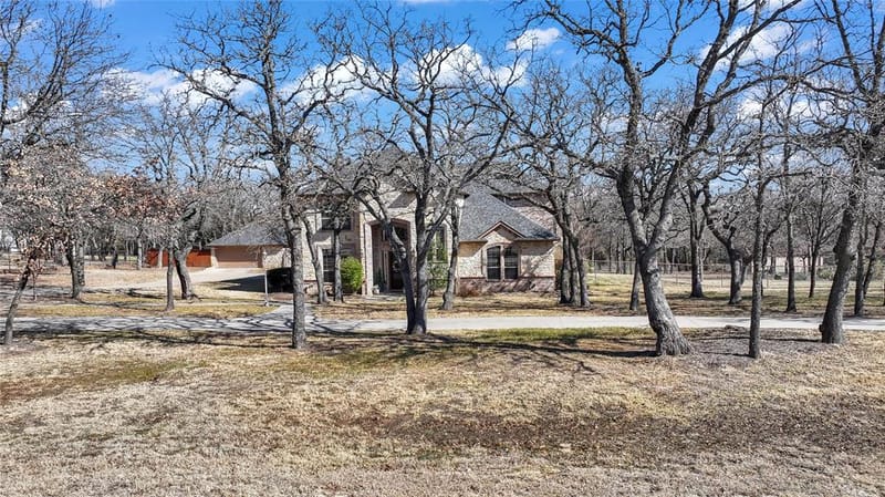 116 McClintock Court, Weatherford TX 76088 - Photo 2