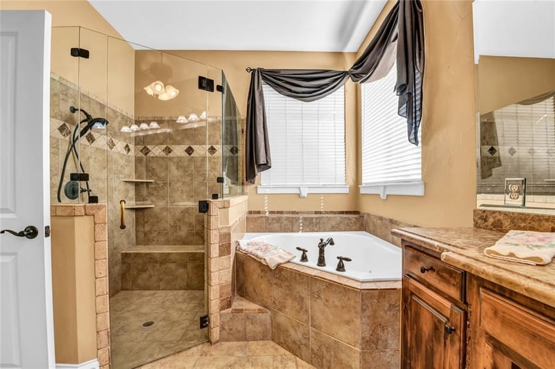 116 McClintock Court, Weatherford TX 76088 - Photo 13