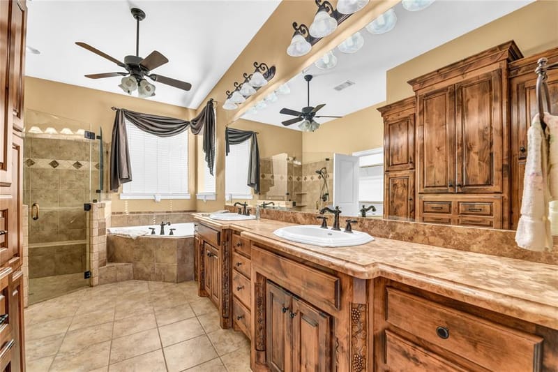 116 McClintock Court, Weatherford TX 76088 - Photo 12