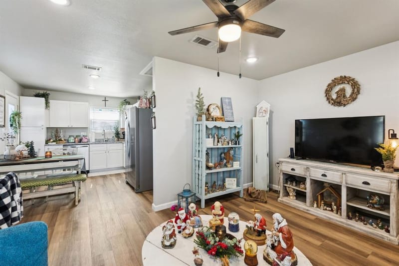 1060 E Reno Road, Reno TX 76020 - Photo 9