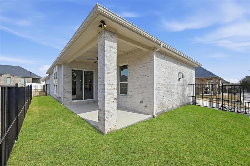 1645 Ethan Circle, Midlothian TX 76065 - Photo 32