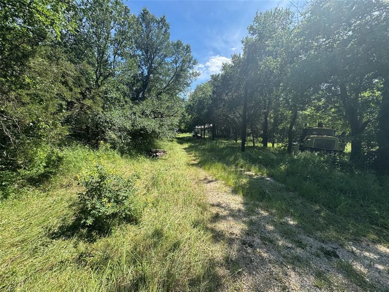 329 S Skyline Court, Cresson TX 76035 - Photo 11
