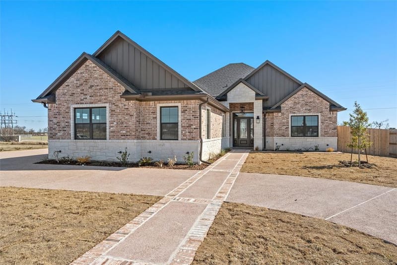 109 Water View Lane, Robinson TX 76706 - Photo 2
