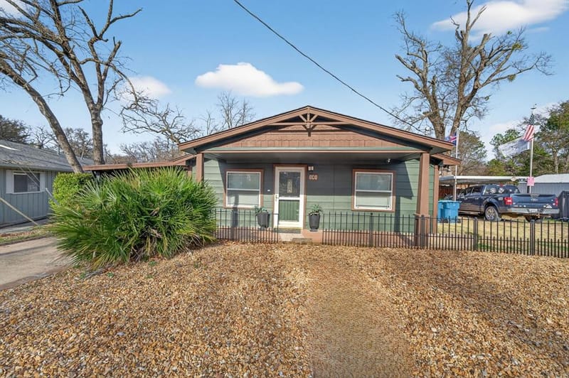 208 Harbor Drive, Gun Barrel City TX 75156 - Photo 7