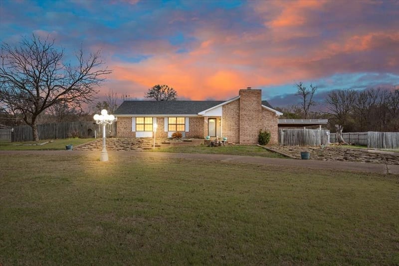 646 Winding Oaks, Waco TX 76705