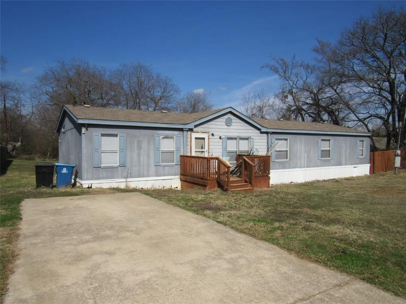 501 W Collins Street, Denison TX 75020