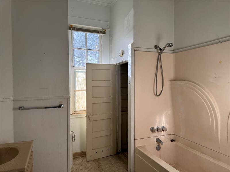 317 Scullin, Denison TX 75020 - Photo 7