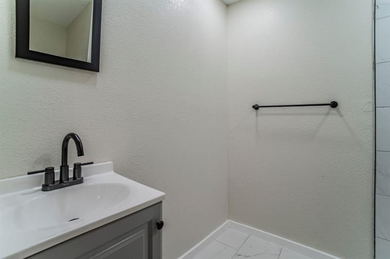 5914 Victor Street, Dallas TX 75214 - Photo 33
