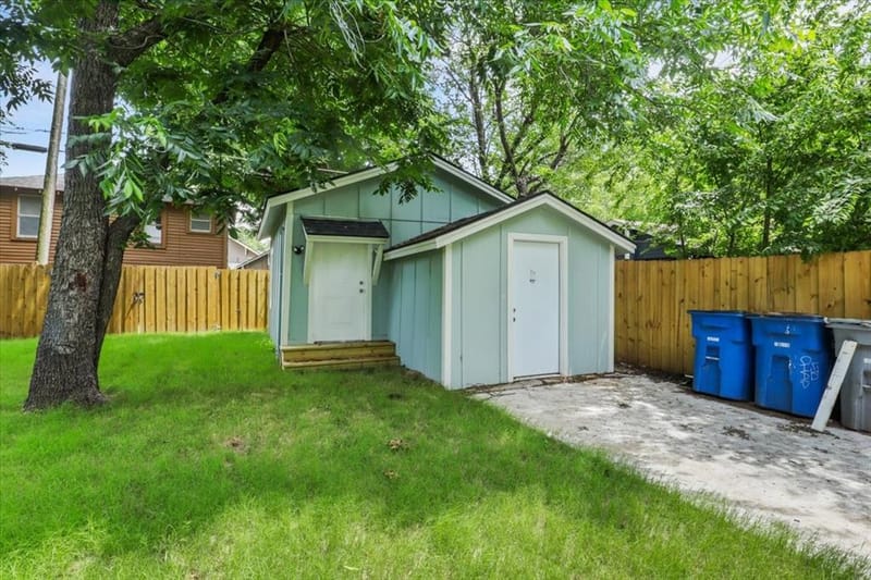 5914 Victor Street, Dallas TX 75214 - Photo 37