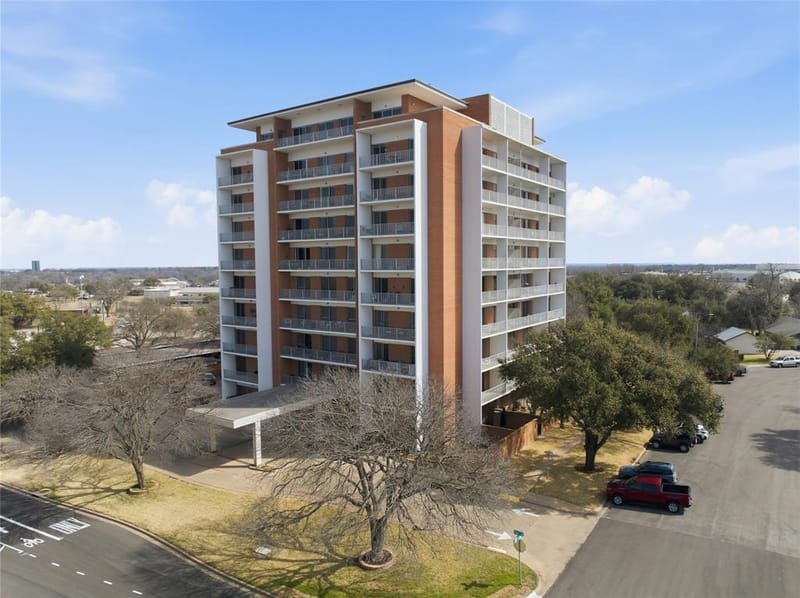 4924 Cobbs Drive # 9C, Waco TX 76710