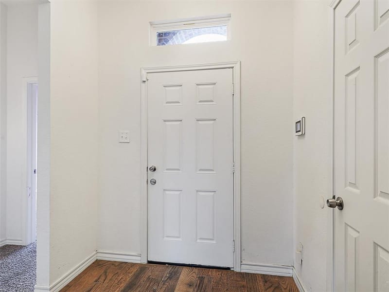 3101 Eastcrest Court, Fort Worth TX 76105 - Photo 6