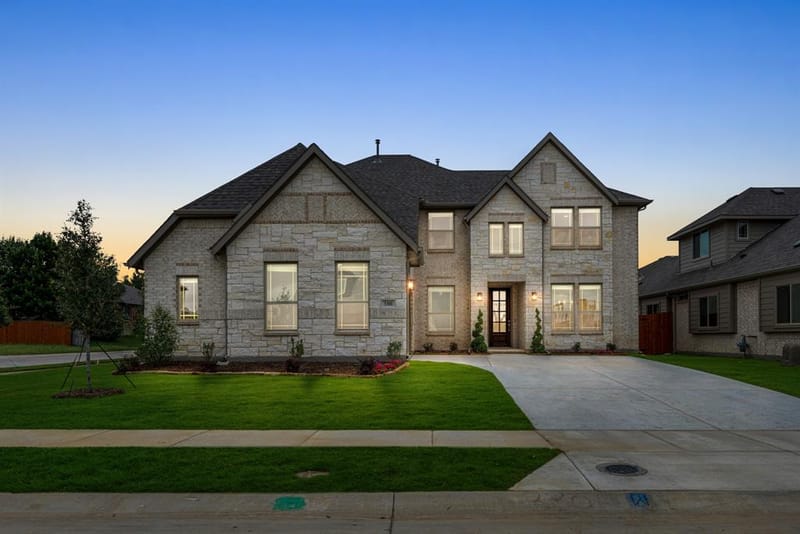 3301 Emerald Trace Drive, Denton TX 76226 - Photo 2