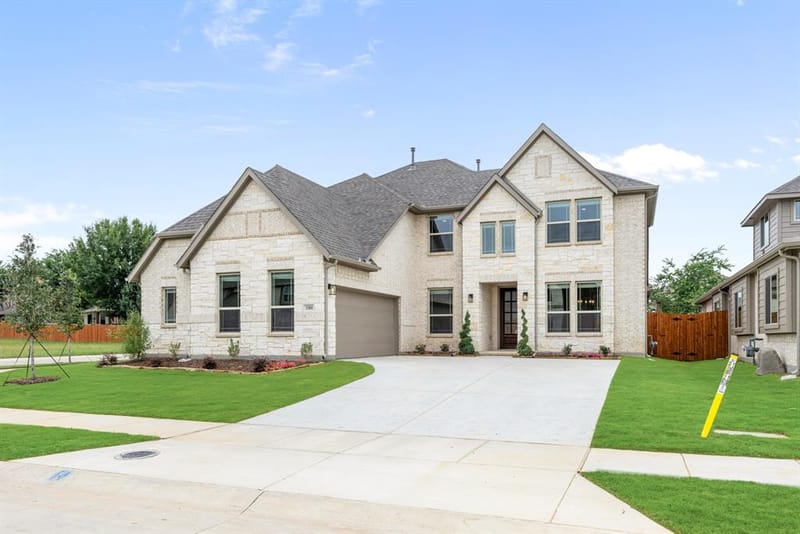 3301 Emerald Trace Drive, Denton TX 76226