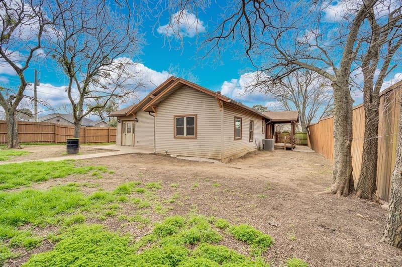 200 W Davis Avenue, Alvarado TX 76009 - Photo 24