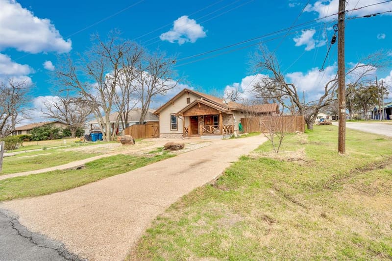 200 W Davis Avenue, Alvarado TX 76009 - Photo 21