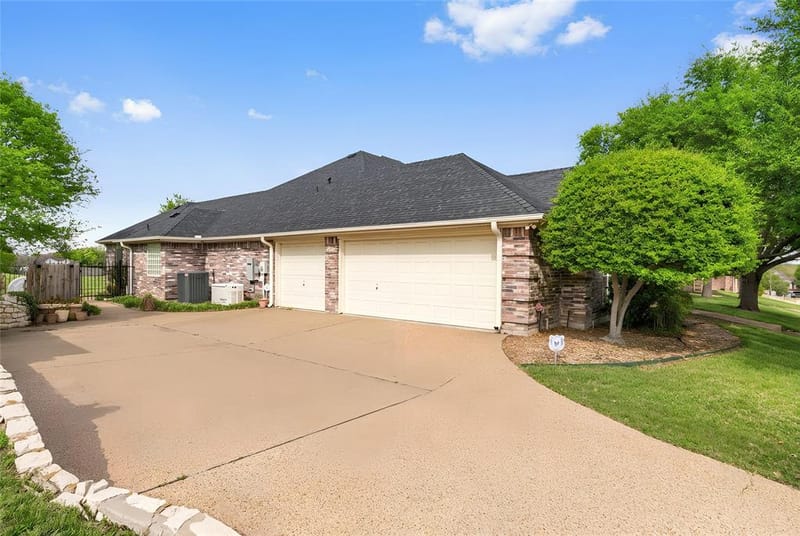 4224 Hollow Creek Court, Fort Worth TX 76008 - Photo 39