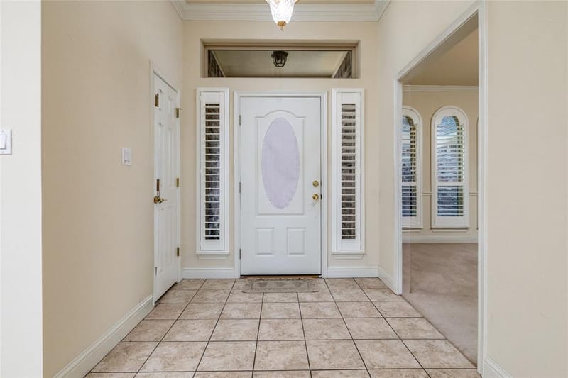 4224 Hollow Creek Court, Fort Worth TX 76008 - Photo 8