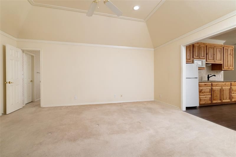 4224 Hollow Creek Court, Fort Worth TX 76008 - Photo 21