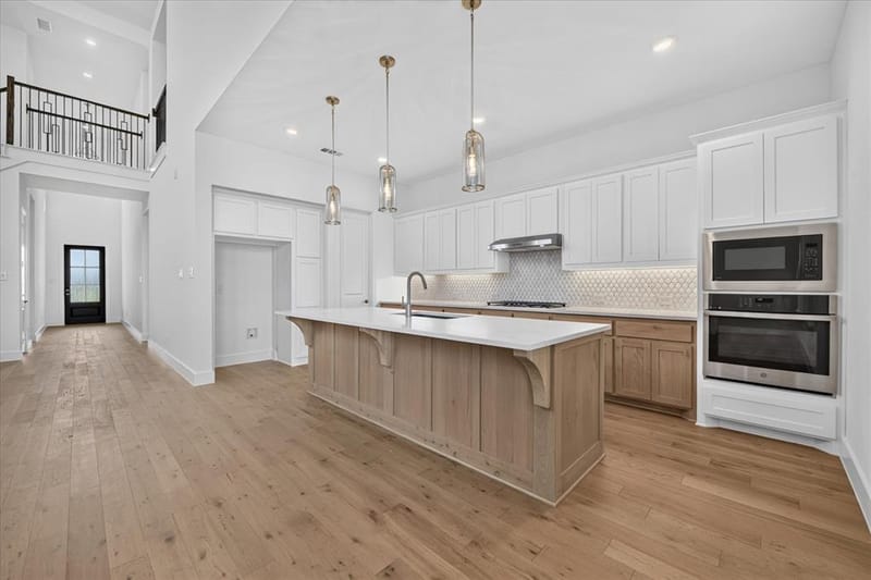 8108 Lacey Oak Lane, Denton TX 76207 - Photo 2