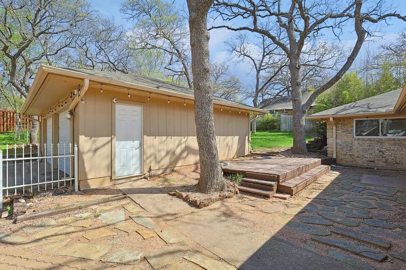 1005 Hopkins Drive, Denton TX 76205 - Photo 28