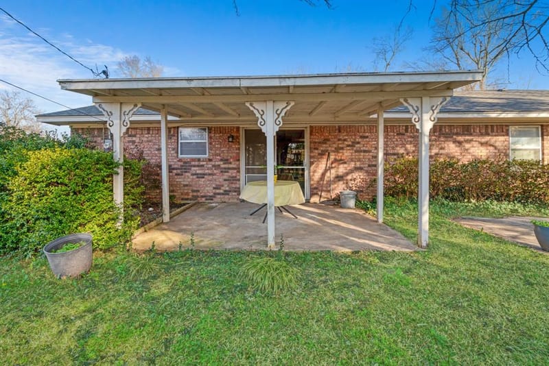 410 S Bois Darc Street, Blossom TX 75416 - Photo 16