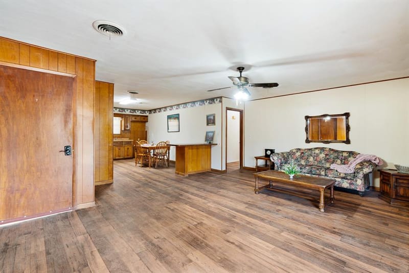 410 S Bois Darc Street, Blossom TX 75416 - Photo 8