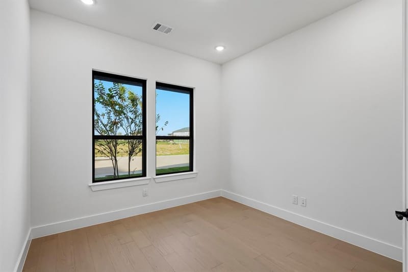 15643 Violet Lane, Frisco TX 75035 - Photo 17