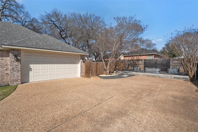 117 Lost Oaks Drive, Waco TX 76705 - Photo 25
