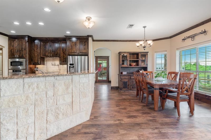 289 Blackjack Road, Valley View TX 76272 - Photo 23