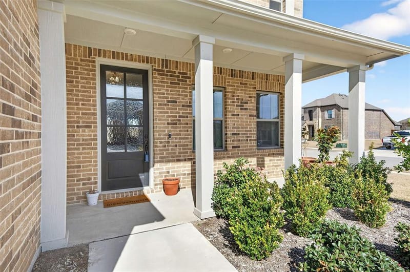 1624 Whitworth Drive, Fort Worth TX 76052 - Photo 2