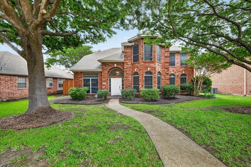 9708 Congressional Drive, Plano TX 75025 - Photo 4