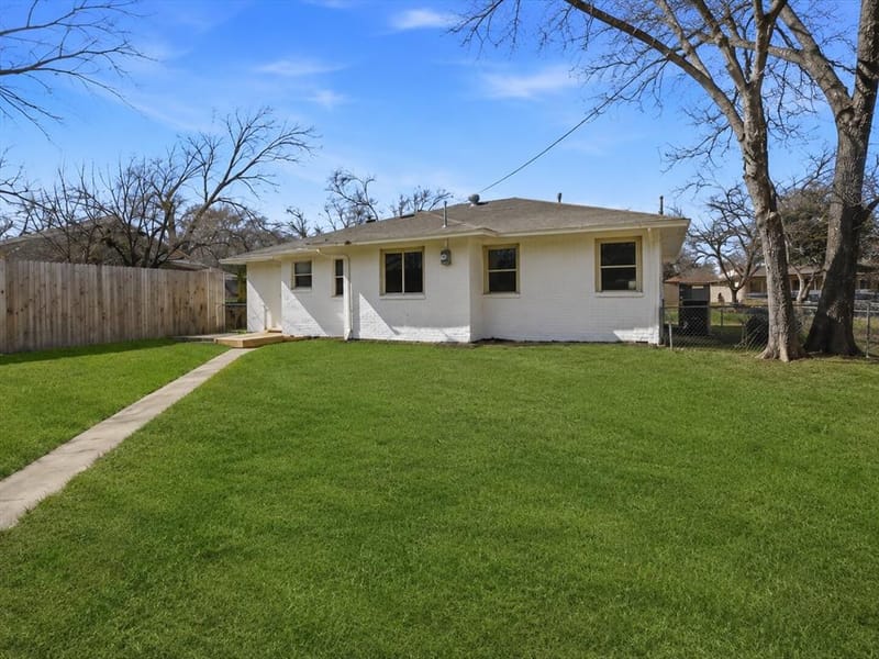 10322 Pinecrest Drive, Dallas TX 75228 - Photo 17
