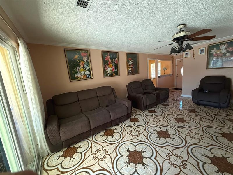 1410 Bowie Street, Garland TX 75042 - Photo 11