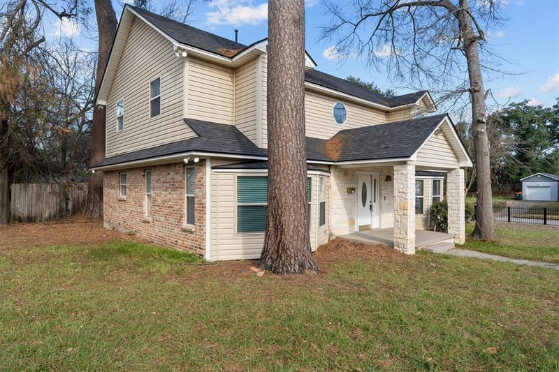 627 W 2nd Street, Tyler TX 75701 - Photo 2