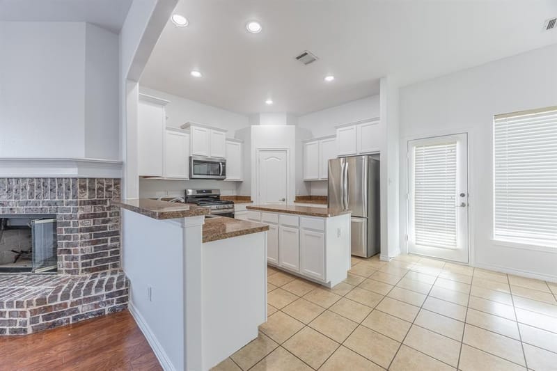 8537 Meadow Sweet Lane, Fort Worth TX 76123 - Photo 9