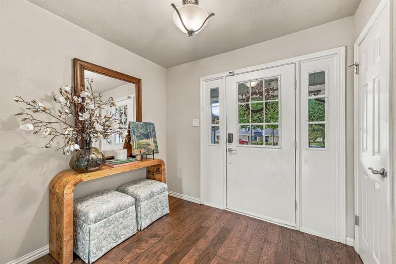 7115 Westover Drive, Granbury TX 76049 - Photo 6