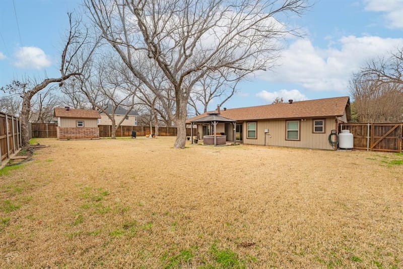 7115 Westover Drive, Granbury TX 76049 - Photo 34
