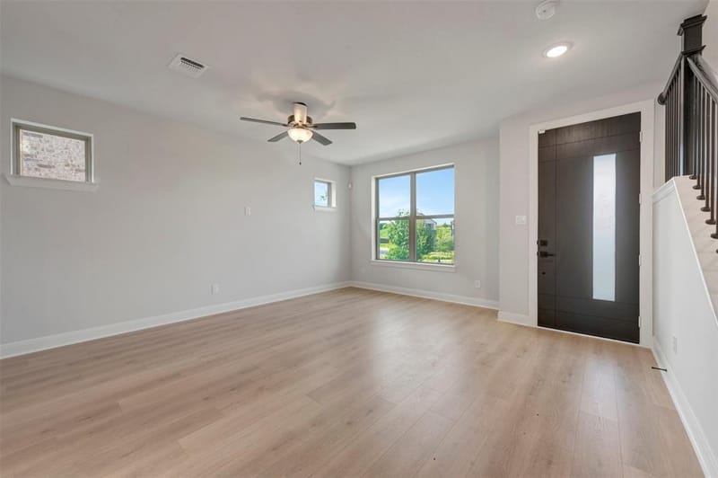 921 Carnation Drive, Crowley TX 76036 - Photo 8