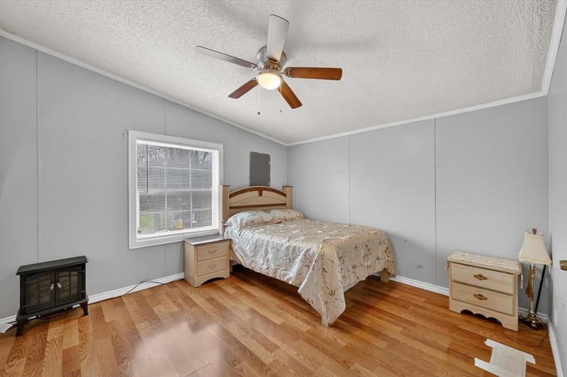 2301 W 13th Avenue, Corsicana TX 75110 - Photo 16