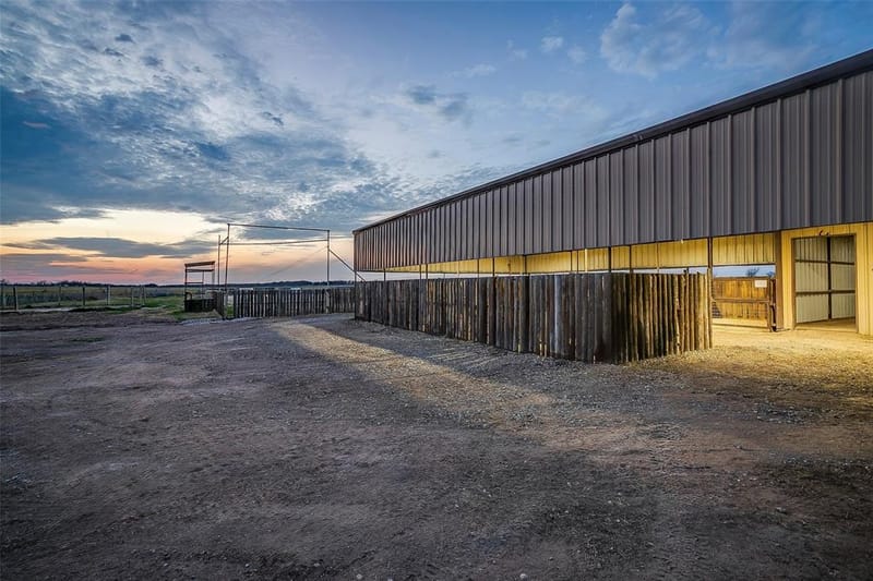 2220 Lazy Bend Road, Millsap TX 76066 - Photo 8