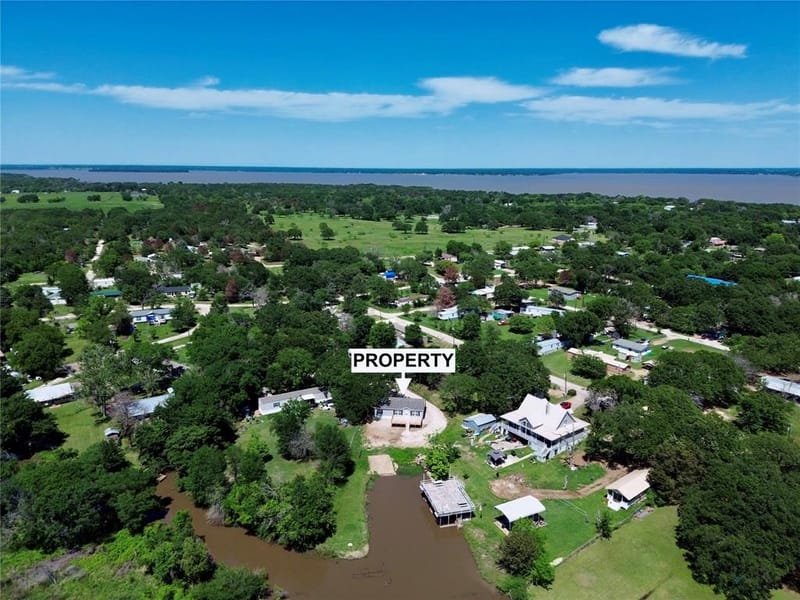 706 Sandpiper Court, Seven Points TX 75143 - Photo 6