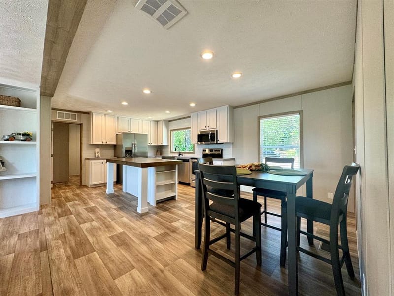 706 Sandpiper Court, Seven Points TX 75143 - Photo 13