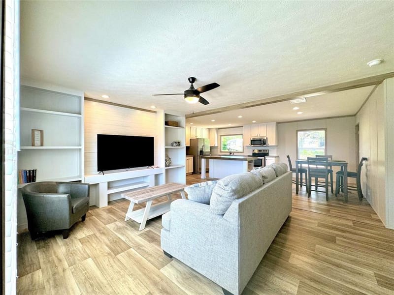 706 Sandpiper Court, Seven Points TX 75143 - Photo 16