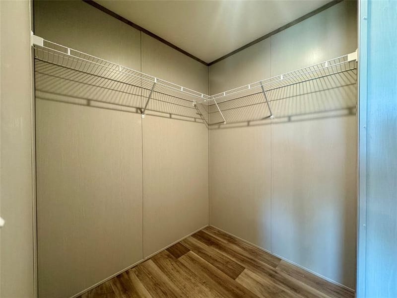 706 Sandpiper Court, Seven Points TX 75143 - Photo 19