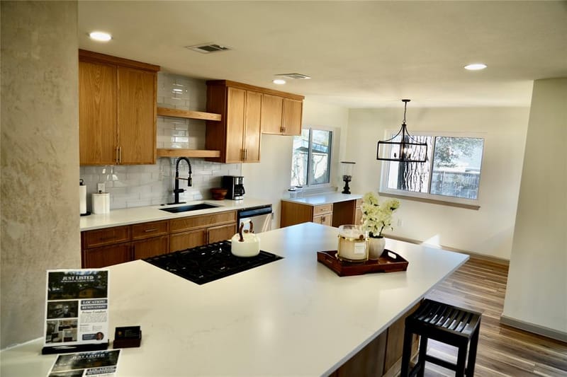305 Bluebonnet Drive, Grapevine TX 76051 - Photo 11