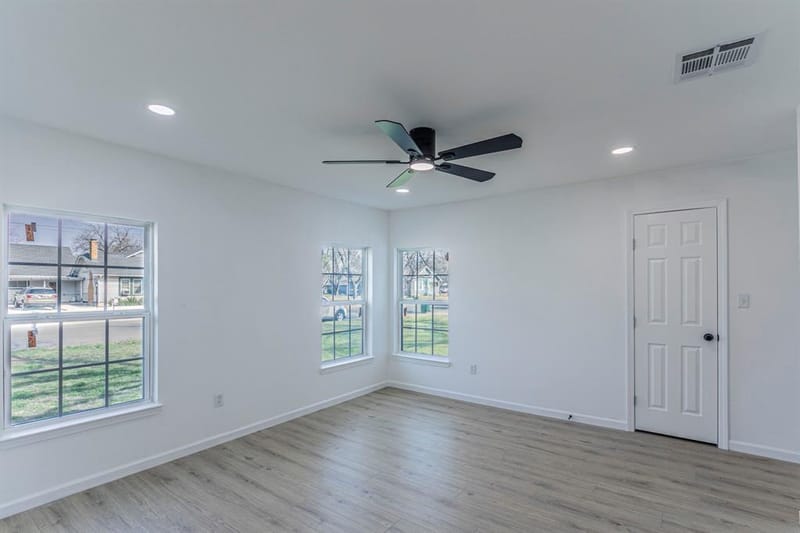 1026 La Clede Street, Bellmead TX 76705 - Photo 11