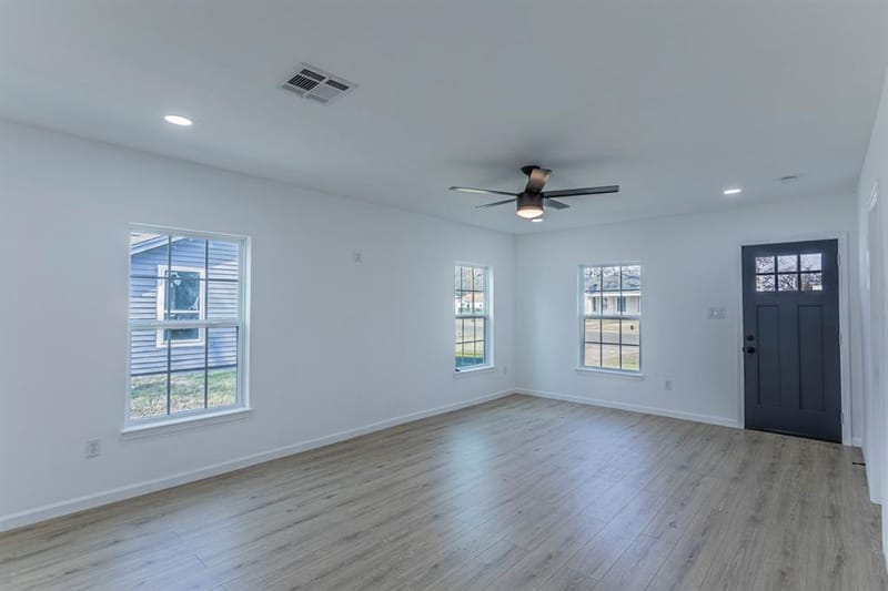 1026 La Clede Street, Bellmead TX 76705 - Photo 4